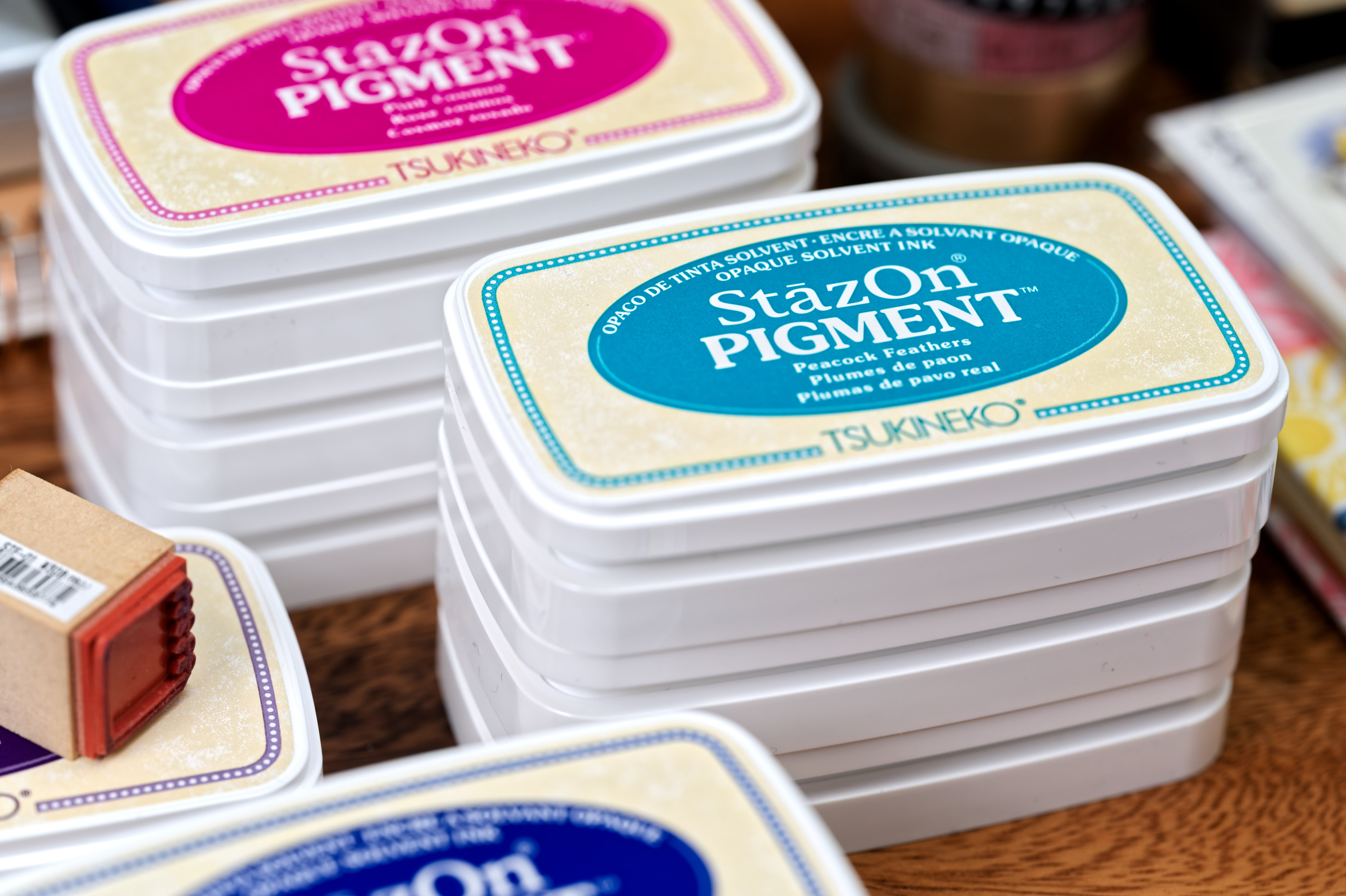 StazOn All-Surface Pigment Ink Pad, Snowflake White