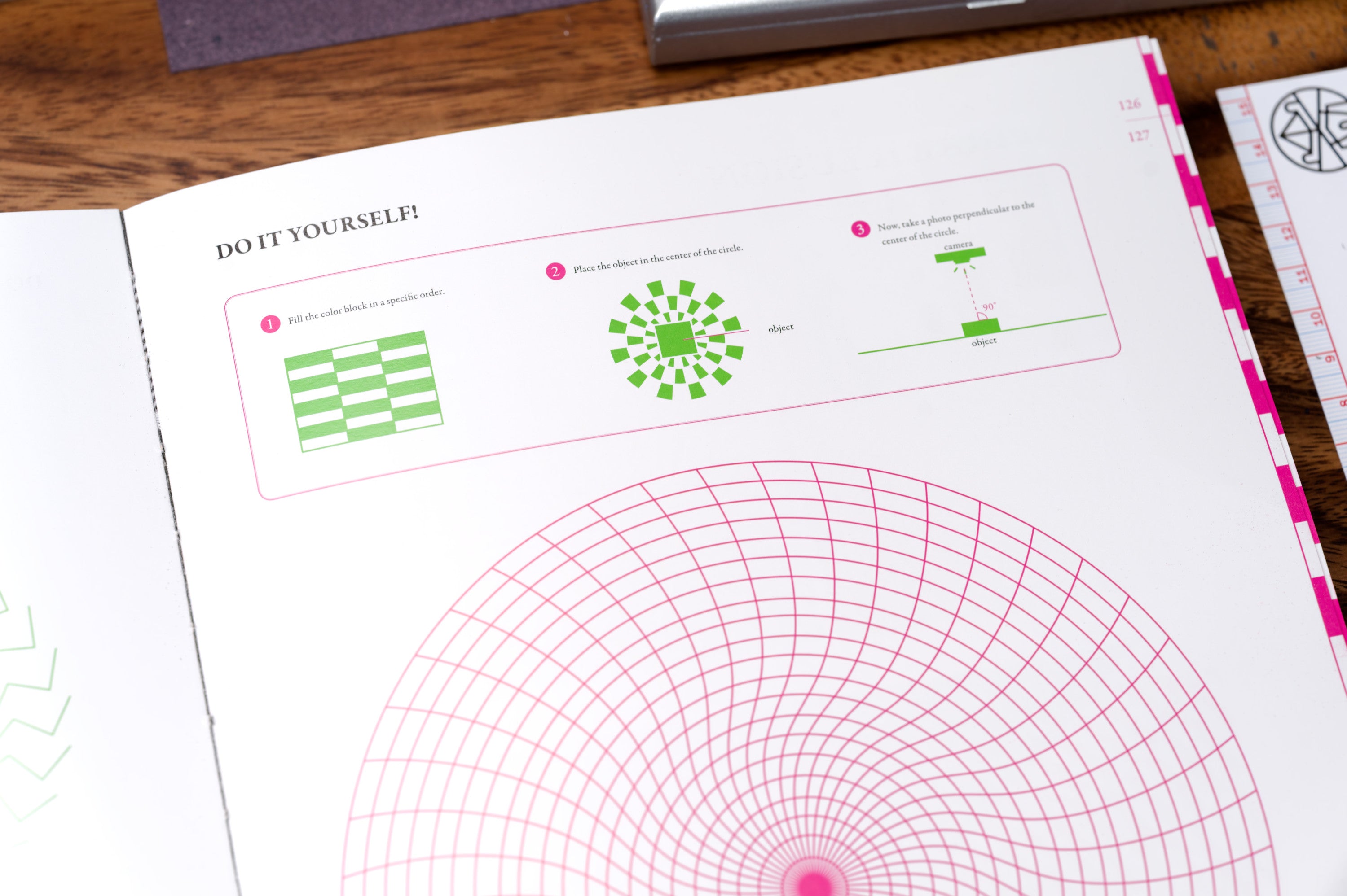 Designing Graphic Illusions