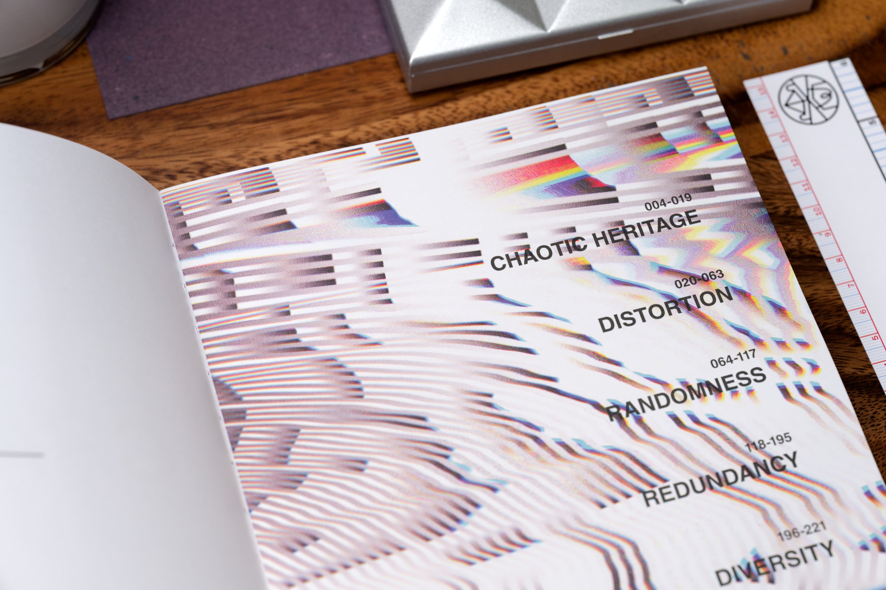 CHAOTIC (Remarkable Graphic Styles)
