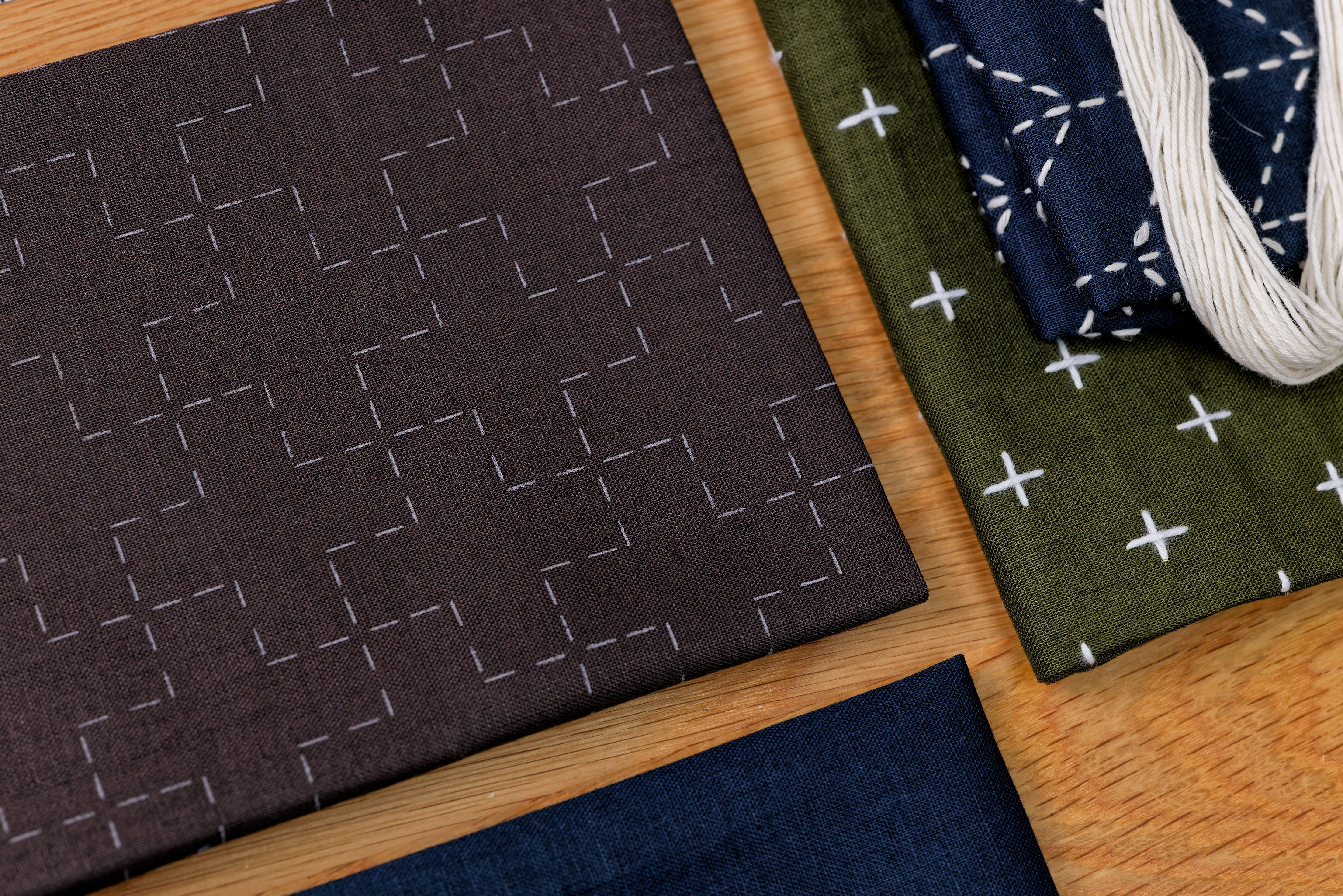 Sashiko Cloth with Disappearing Lines (Faded Red/Plusses)