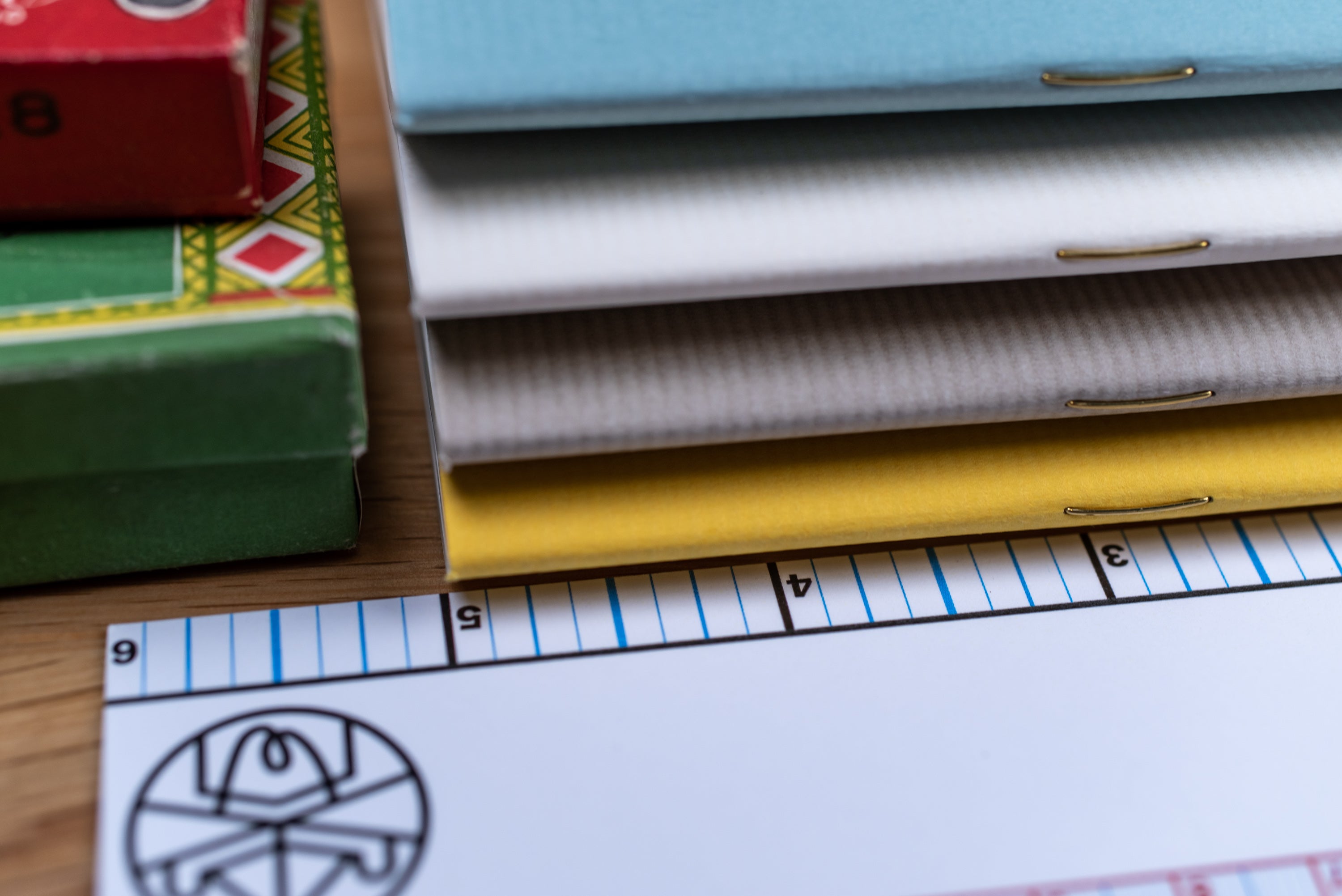 Laconic Style Notebook: 100 Days