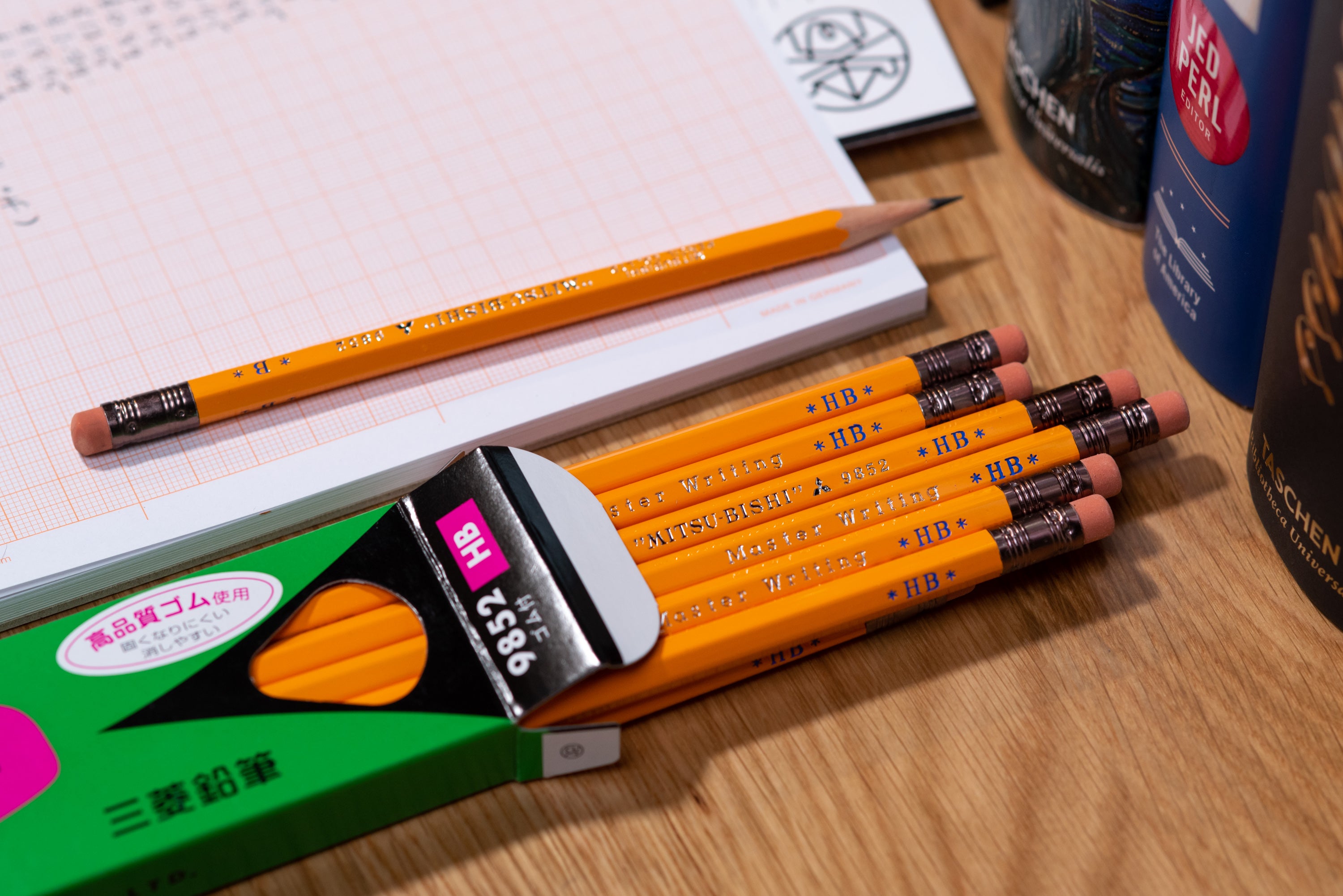Mitsubishi Pencil Co. - Mitsubishi 9852 Pencil, HB, Single - St. Louis Art Supply