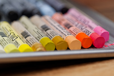 R&F Drawing Oils #3136, Unbleached Titanium