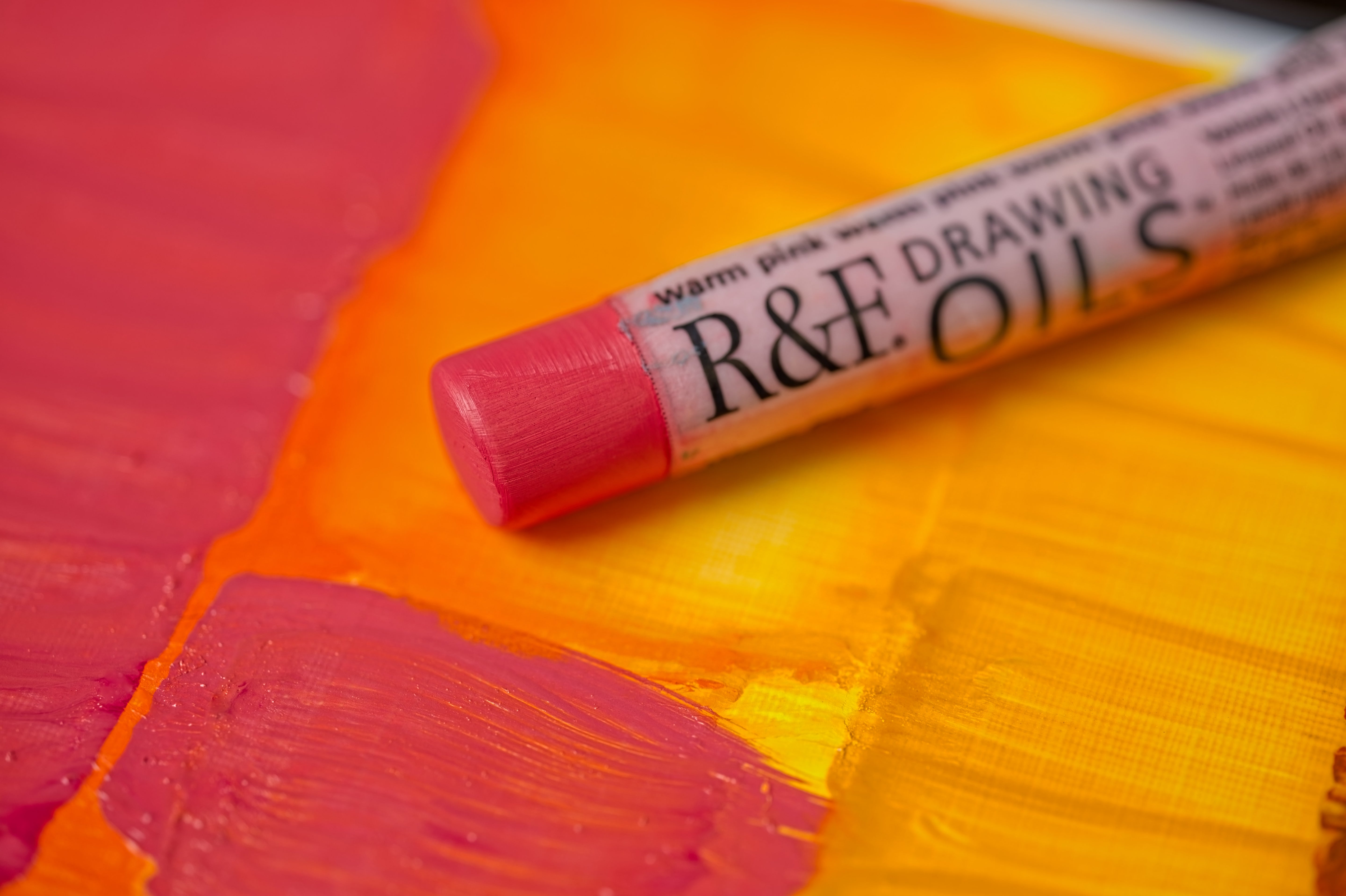 R&F Drawing Oils #3118, Mars Black
