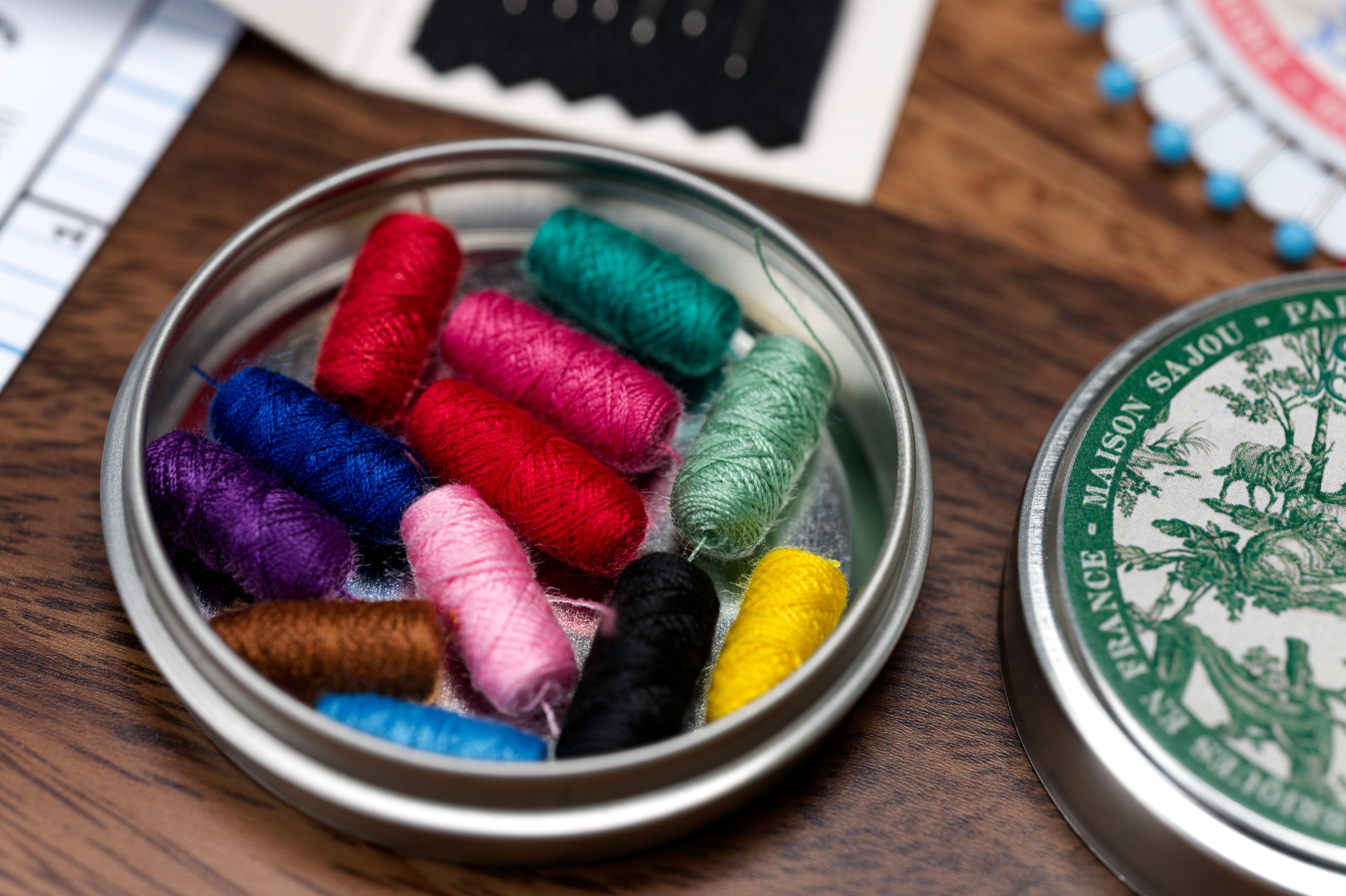 Pocket Sewing Thread Tin