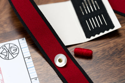 Pocket Sewing Thread Tin