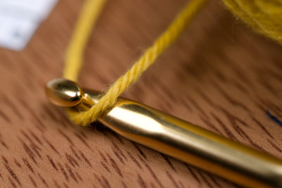 Double-Ended Crochet Hook, Glossy Gold