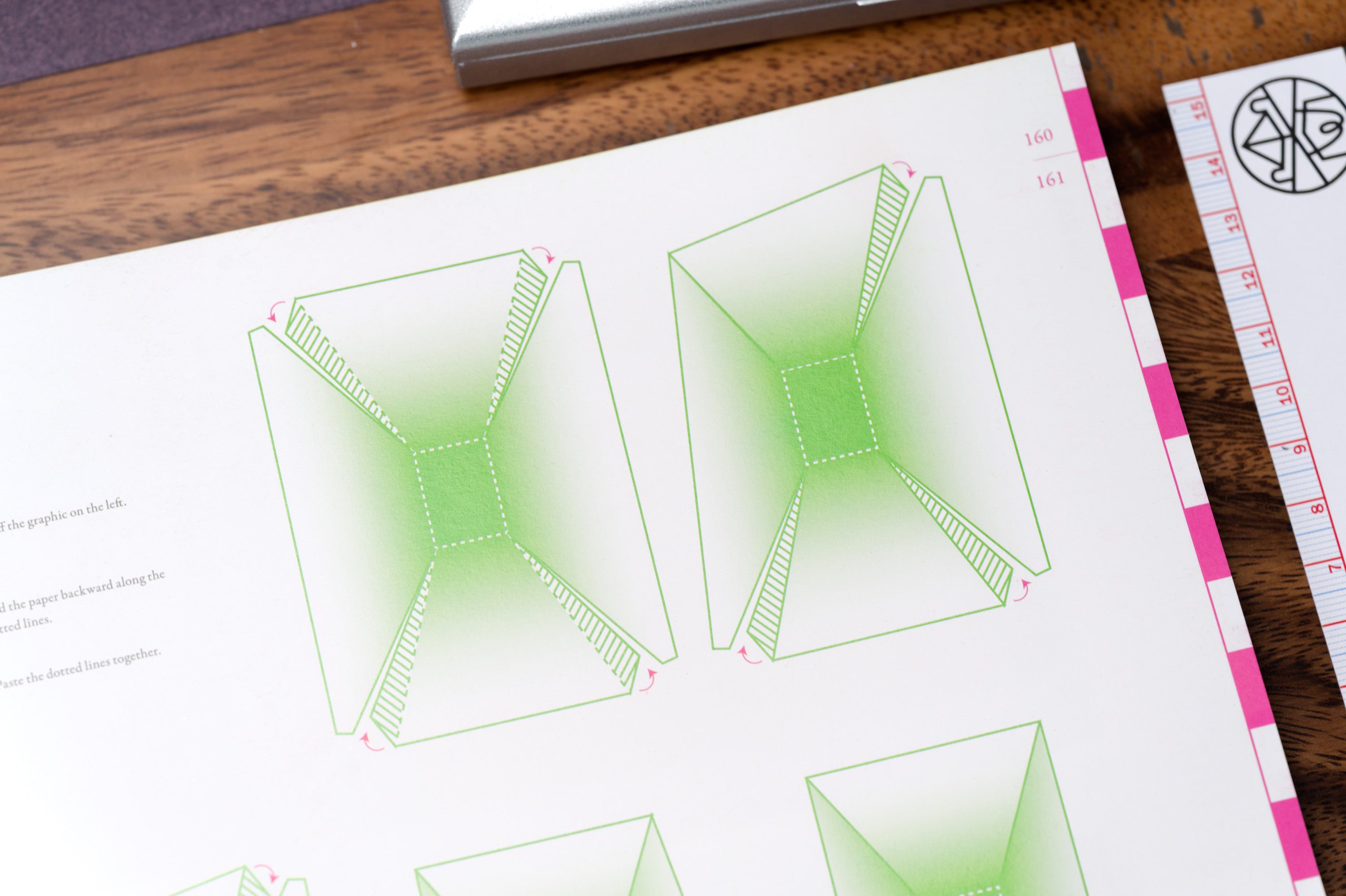 Designing Graphic Illusions