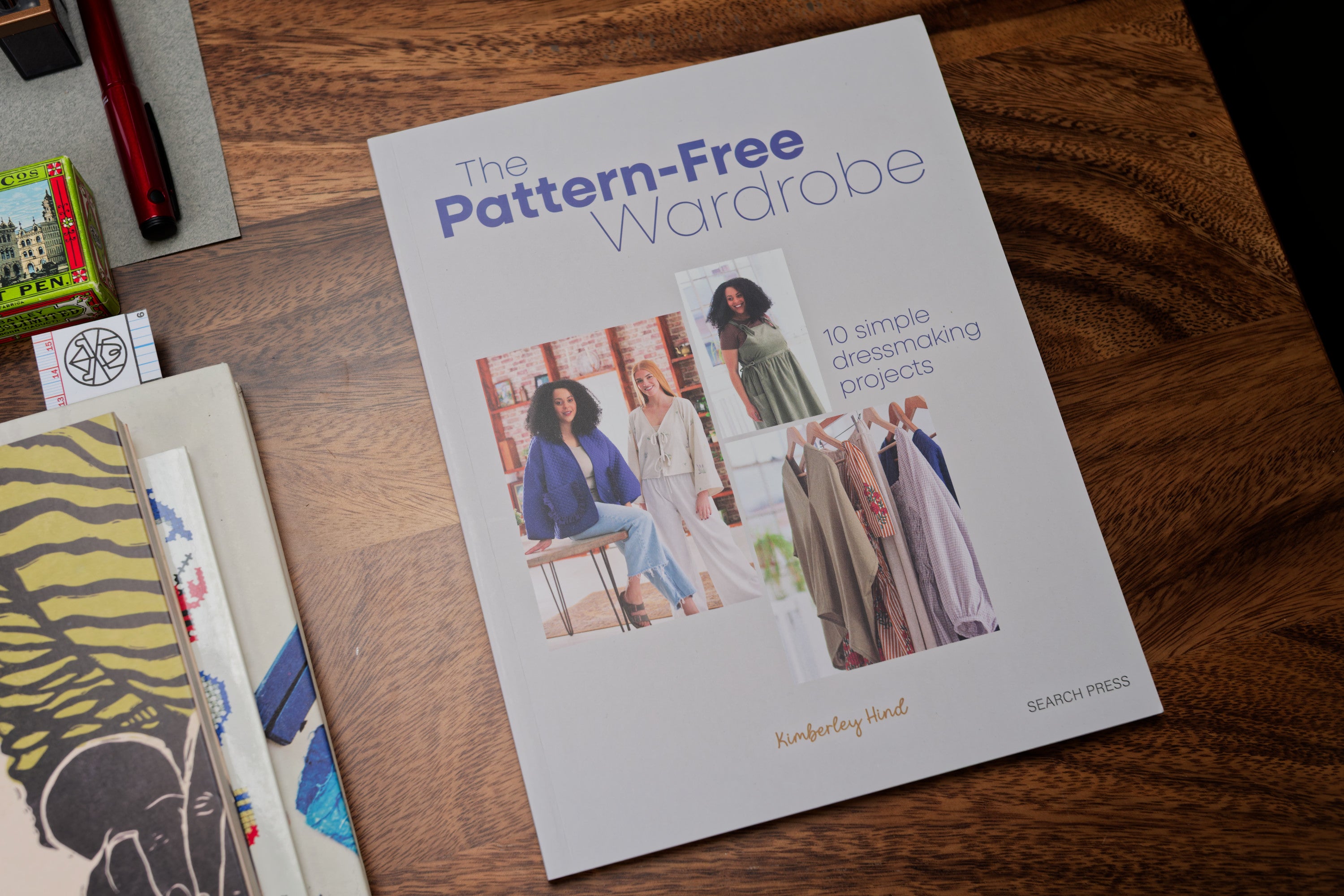 The Pattern-Free Wardrobe
