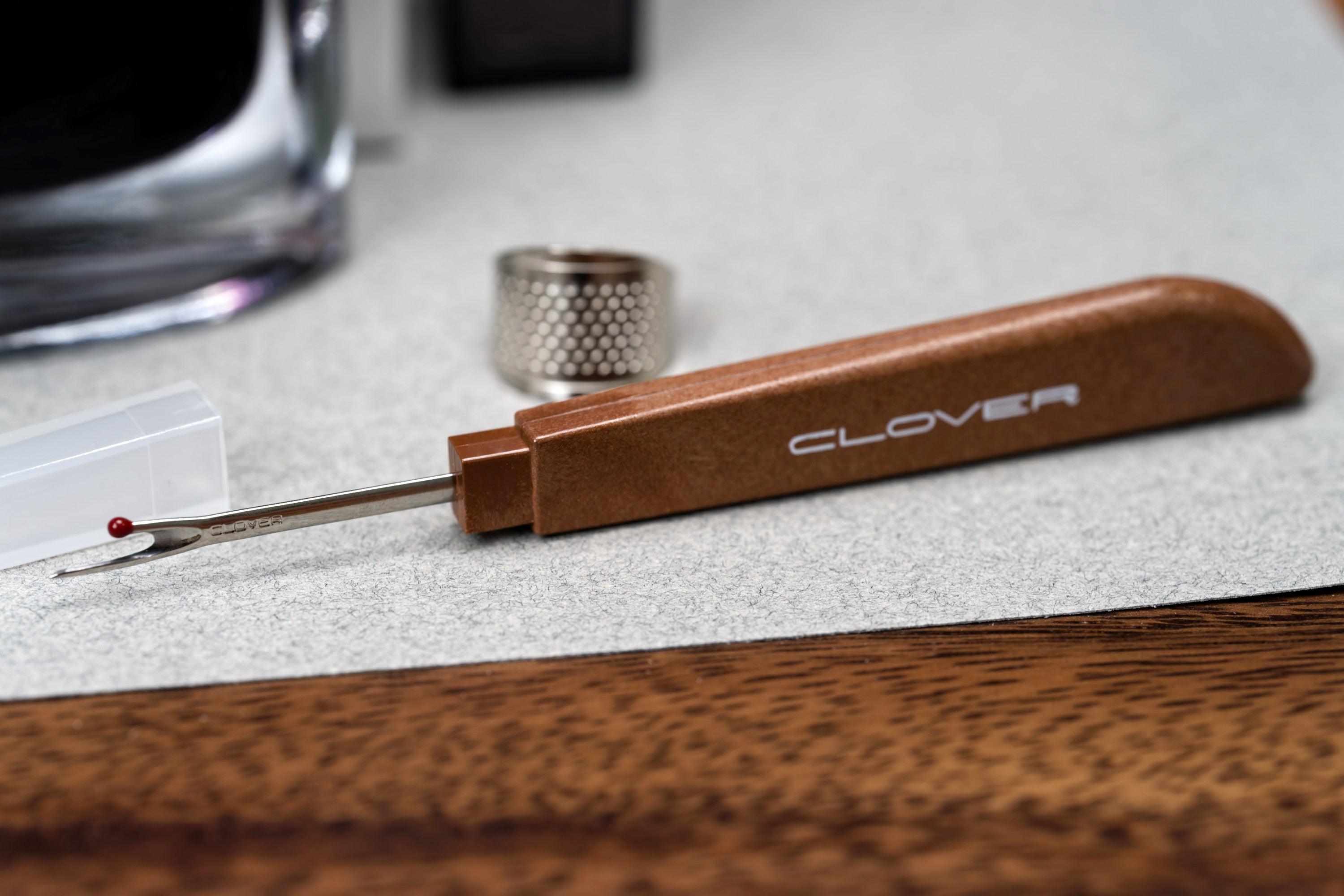 Slim Seam Ripper with Cap