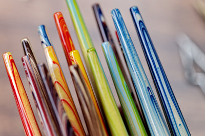 Marbled Wood Pen Holder (Random Pattern)