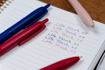 Jetstream Ballpoint Pen, Lite Touch Ink, 0.7 mm
