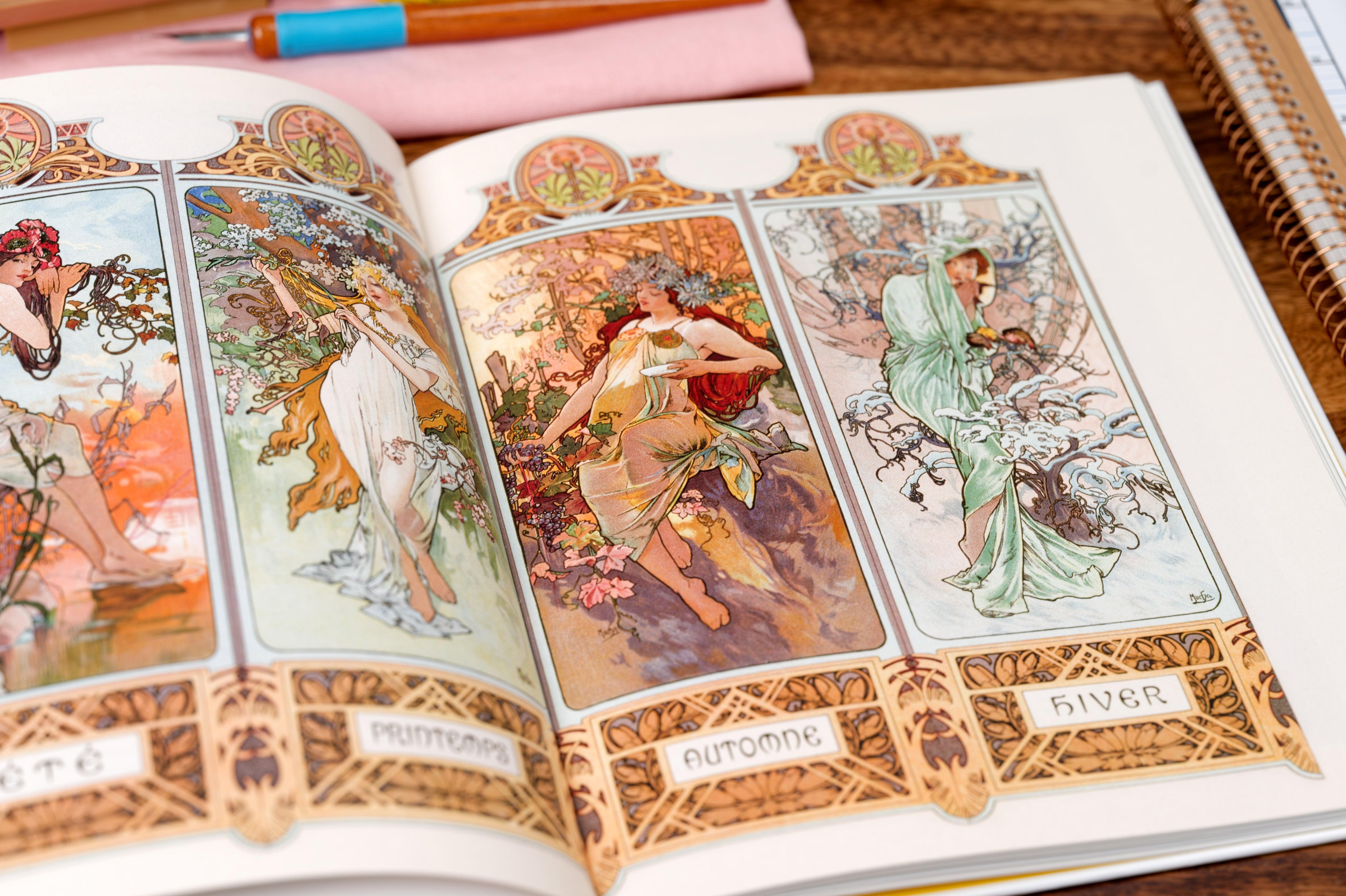 Mucha (Basic Art)