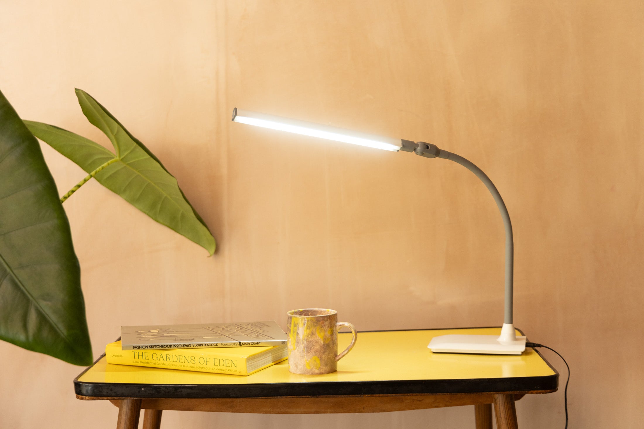 Daylight DuoPro Table Lamp
