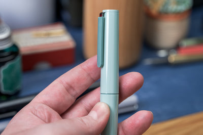 TUZU Adjust Fountain Pen, Soft Grey