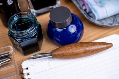Bullet Pen Holder, Olive Wood, with Leonardt #30 Nib