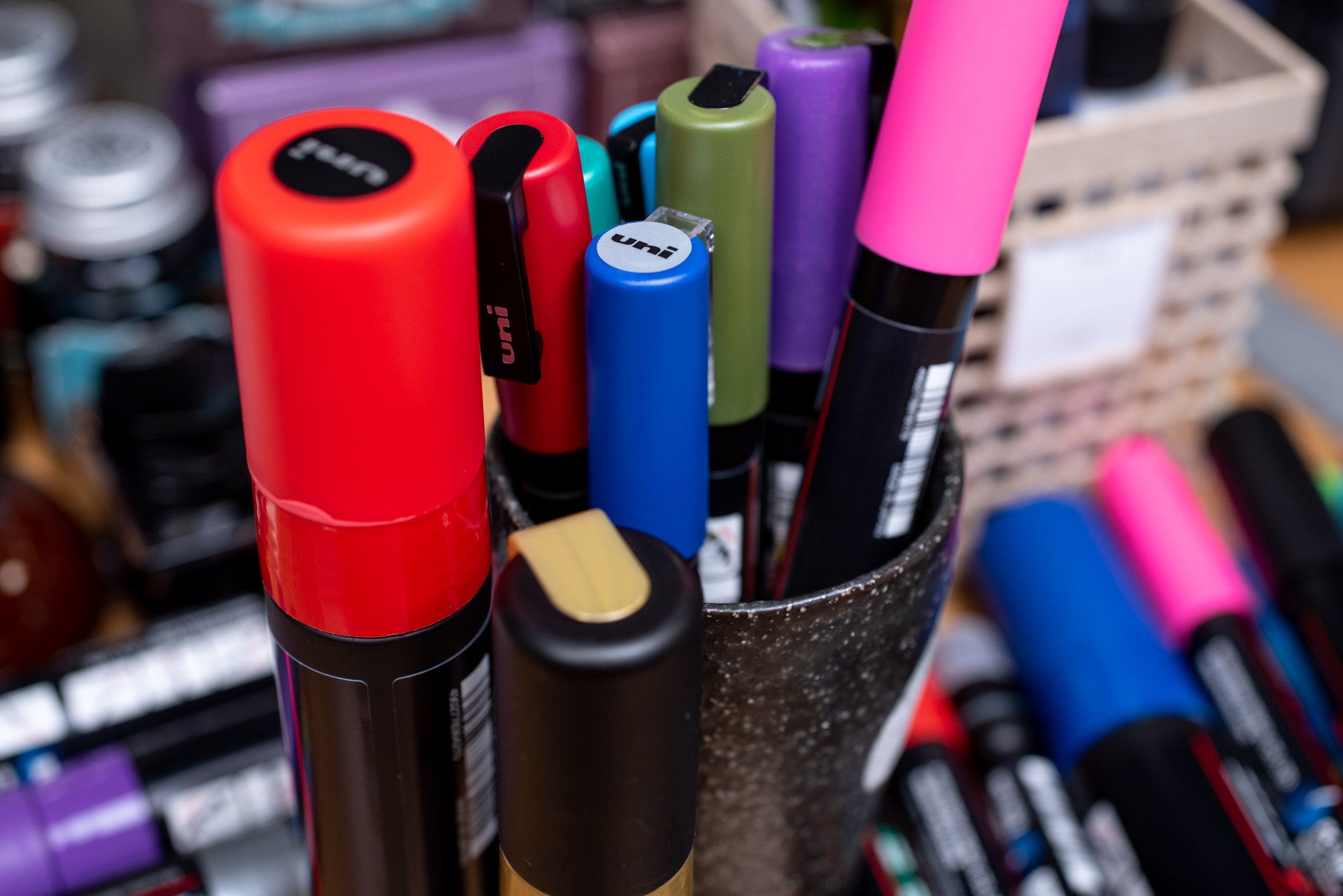 Uni POSCA Paint Marker, Extra Broad Rectangular Tip (PC-17K)
