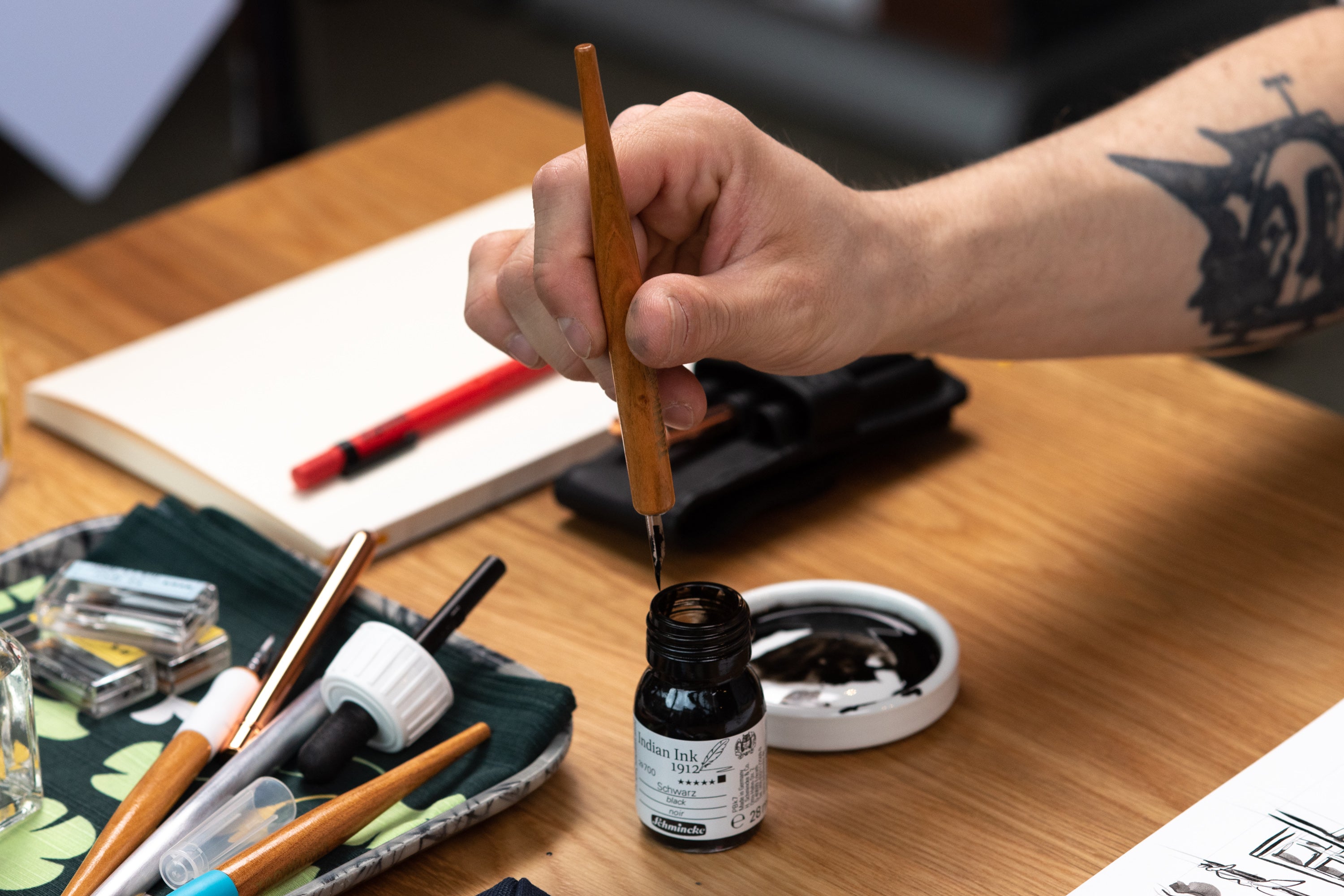 Tachikawa - Tachikawa T-25 Pen Holder - St. Louis Art Supply