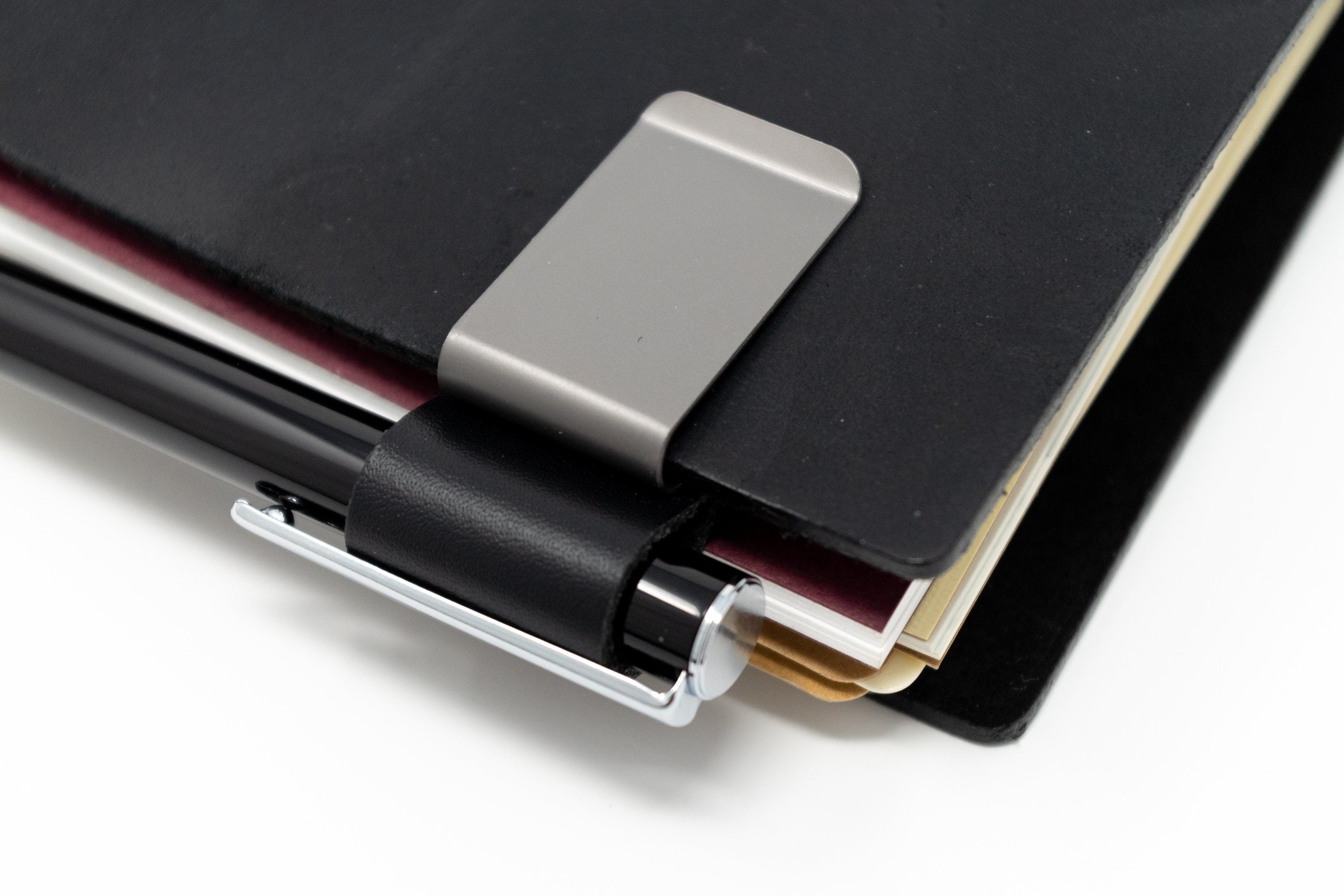 Traveler's Notebook Pen Holder #016Traveler's Company 